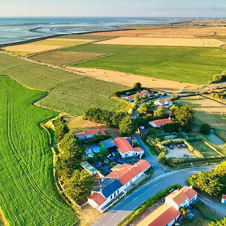 Bed & Breakfast Au Passage Du Gois 4*