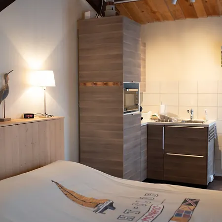 Au Passage Du Gois Bed & Breakfast